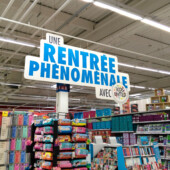 Panneau suspendu rentrée des classes